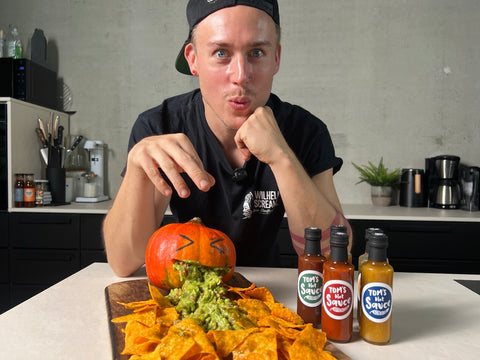 REZEPT: DER GUACAMOLE-KOTZENDE-KÜRBIS-FREDL 🥑 🎃 🤮