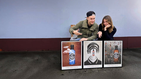 SURREALE STORY: TOM'S POSTER & POSTKARTEN