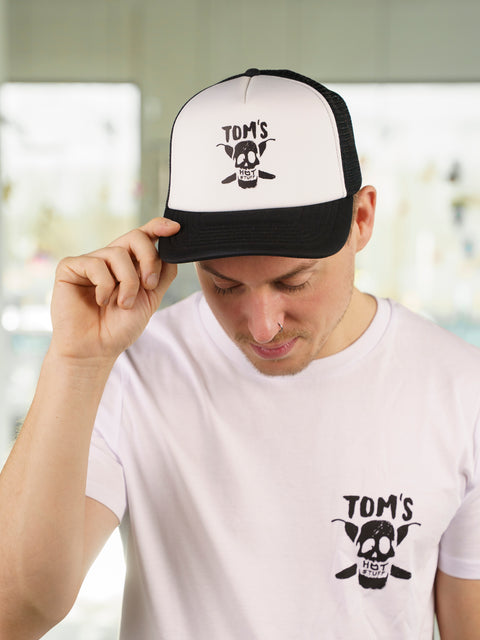 TOM'S TRUCKER SNAPBACK CAP